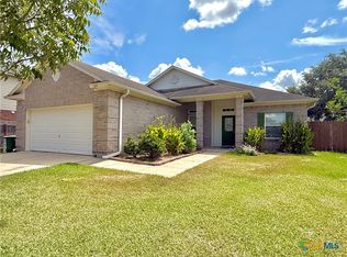 106 Heritage Oak Ct, Victoria, TX 77901