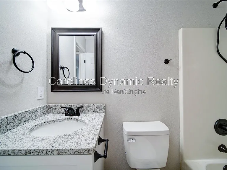 3702 Cardinal Bluff Ln — Photo 35