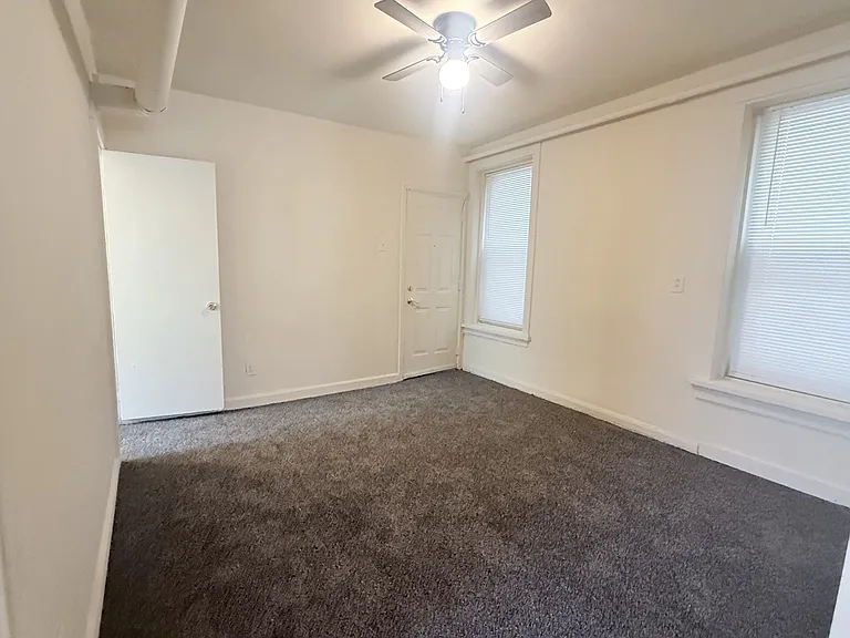 4351 S Honore St — Photo 7