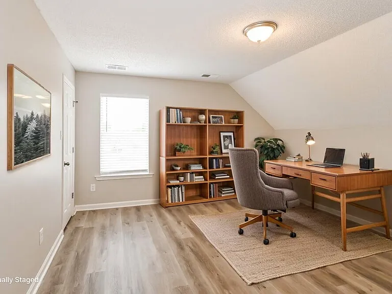 40 Rachel Cv — Photo 16