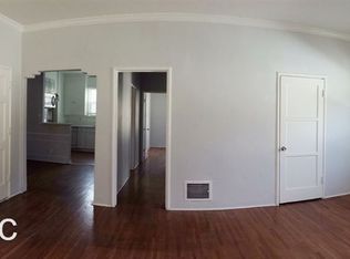 4255 1/2 Garthwaite Ave, Los Angeles, CA 90008