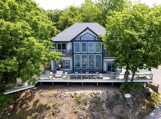 7222 S Montgomery Blvd, Pentwater, MI 49449