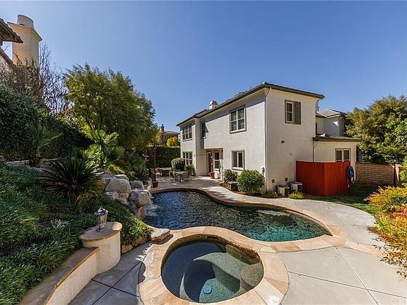 3rd image of 26828 Pine Cliff Pl