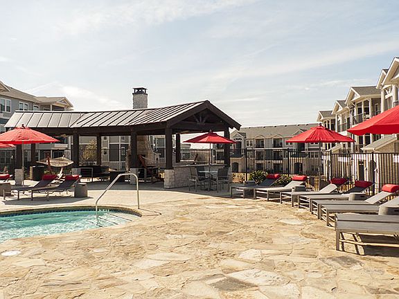 Parallax at Georgetown Apartments Swimming Pool