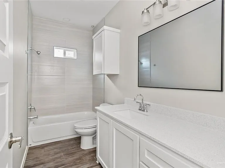 1304 W Sucre Dr #3 — Photo 8