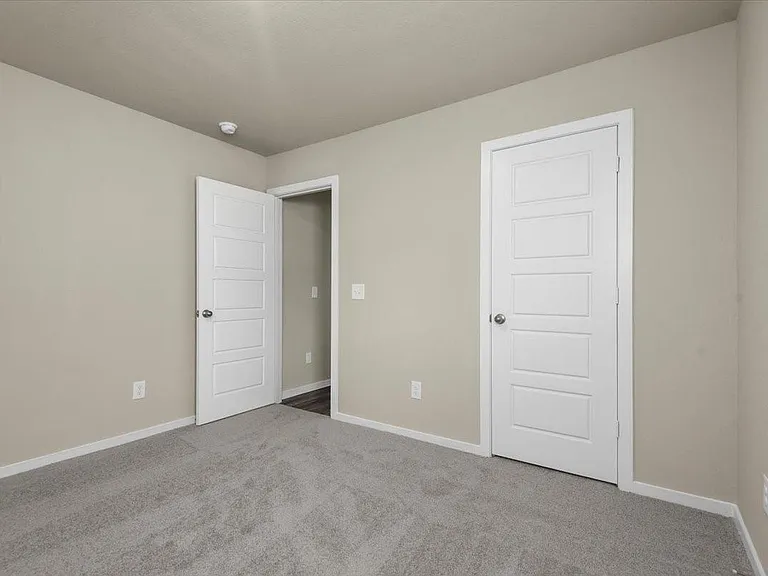 13591 Bay Springs Dr — Photo 23