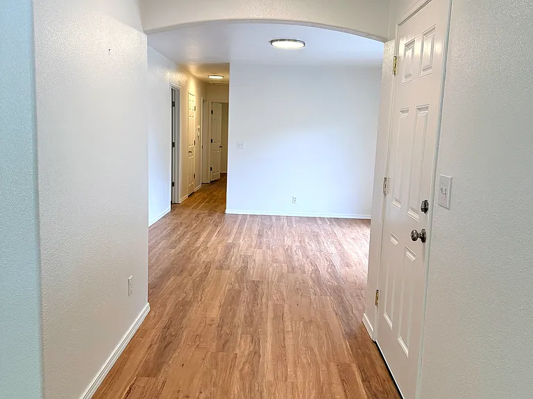 4399 Excelsior Rd — Photo 5
