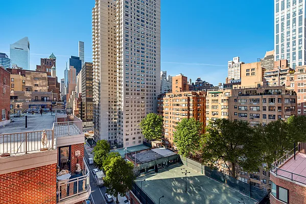 Sold by Douglas Elliman | media 3