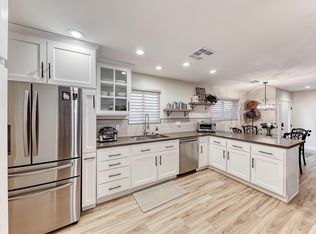 1681 Santa Anita Dr, Las Vegas, NV 89119