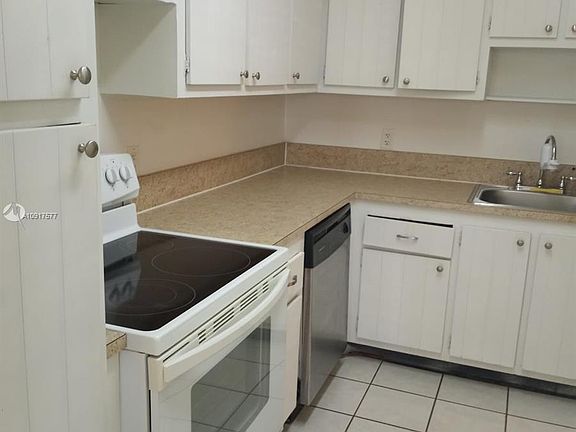 2nd image of 2025 NE 164th St APT 405