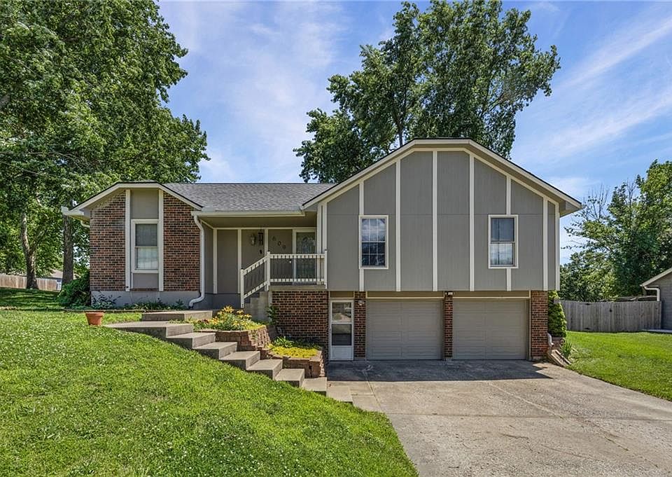 1st image of 609 Loran Ln