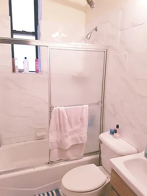 Rented by Allen Harris, LREB | media 21