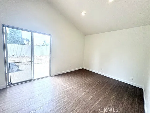 27312 Pinavete — Photo 6