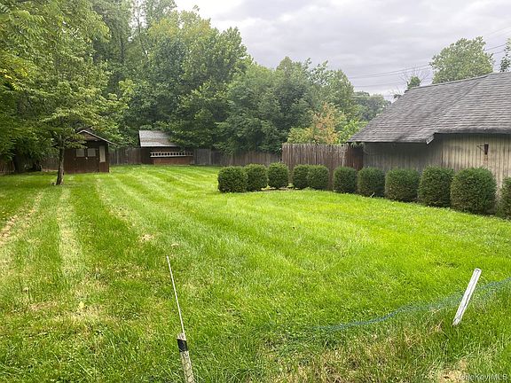 5th image of 421 Call Hollow Road