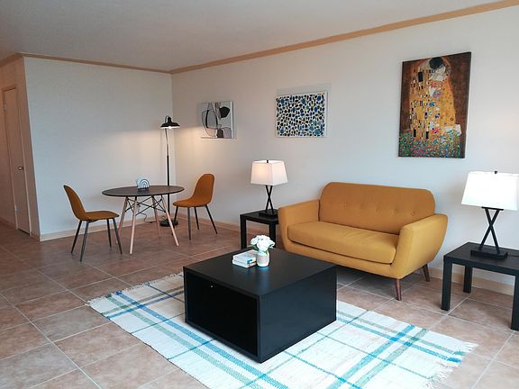3rd image of 4466 W Pine Blvd APT 19A