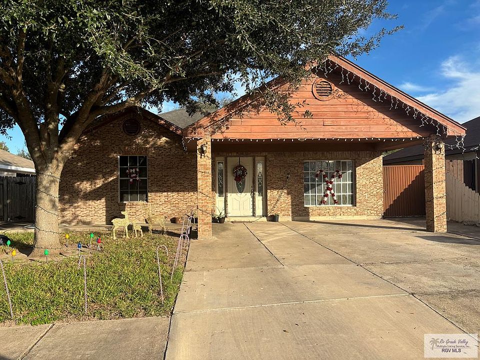 1st image of 554 Rey Salomon St