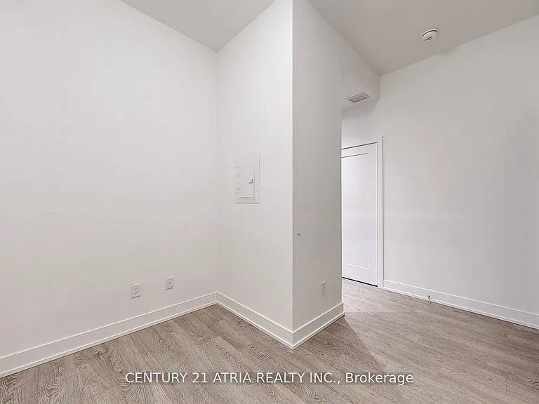 7 Mabelle Ave #3701 — Photo 12