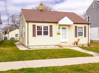 2212 S 16th St, Sheboygan, WI 53081