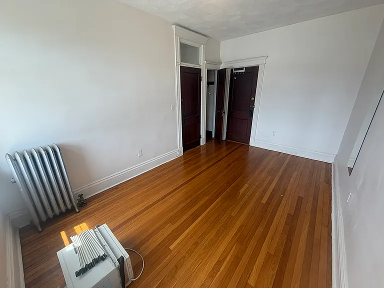 31 Saint Lukes Rd #16 — Photo 4