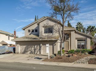 9005 N Camden Dr, Elk Grove, CA 95624