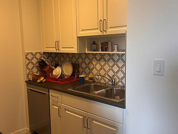 2nd image of 4160 Sardis St #2003