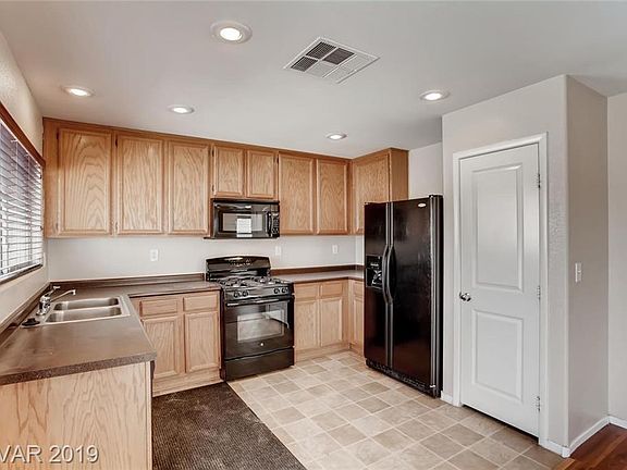 5th image of 11853 Montclair Park Ct