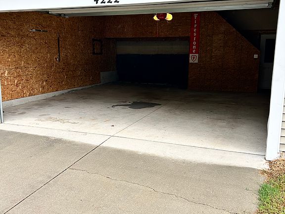 2 stall garage attached