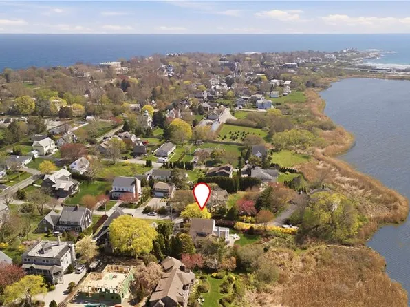 8 Key Ct, Newport, RI 02840