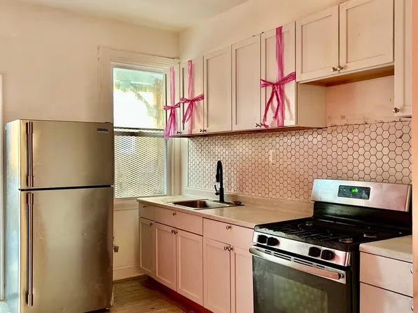 2729 Parkwood Ave, Baltimore, MD 21217