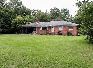 6105 Sundown Dr, Greensboro, NC 27410