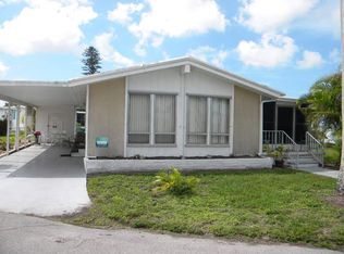 12567 Coconut Dr, Fort Myers, FL 33908