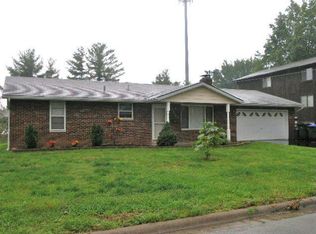 300 E Mill St, Waterloo, IL 62298