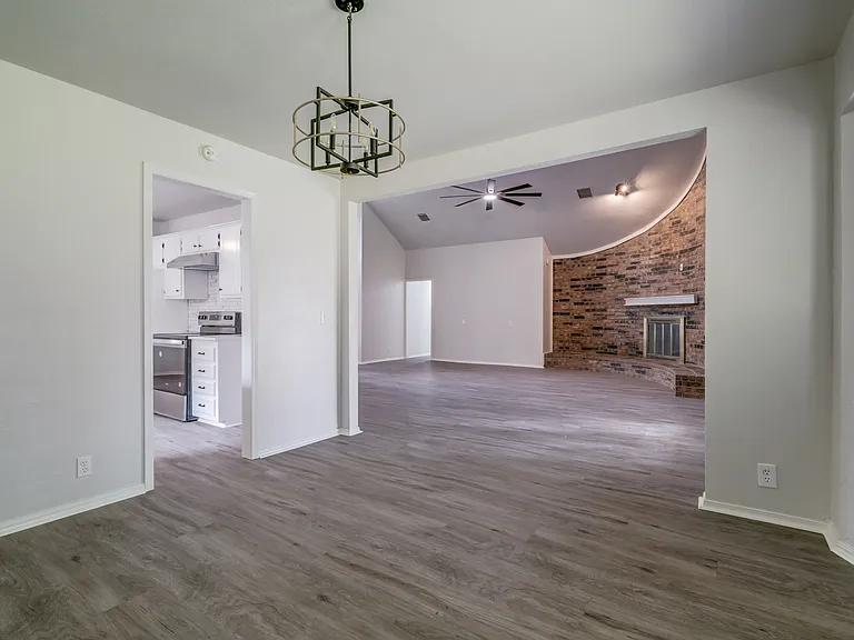 2809 Countrywood Ln — Photo 22