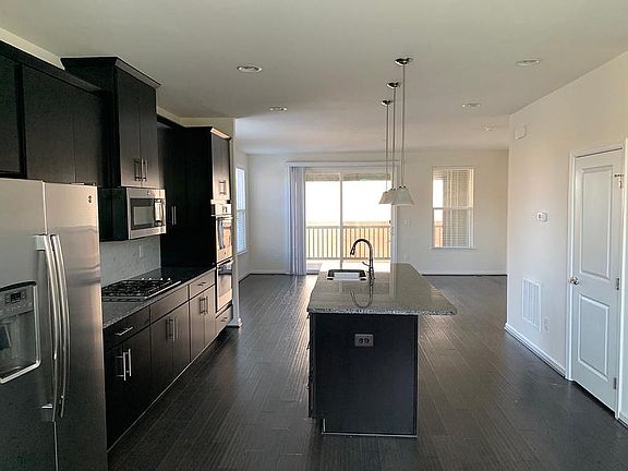 5th image of 43391 Southland St