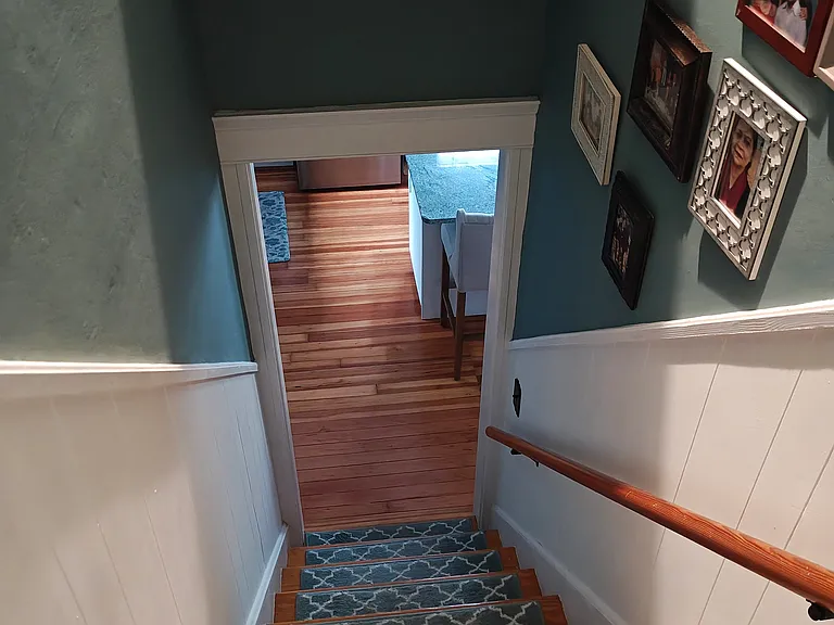 29 Roslyn Ave — Photo 67