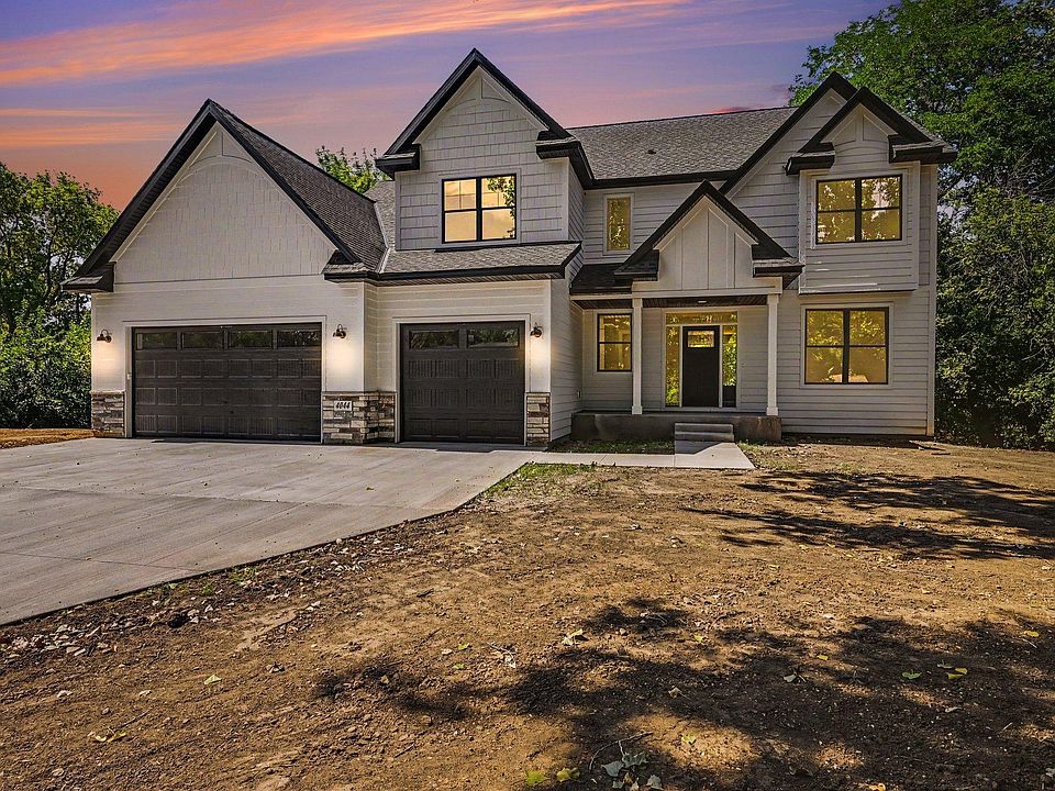 1st image of 4044 Merriam Rd
