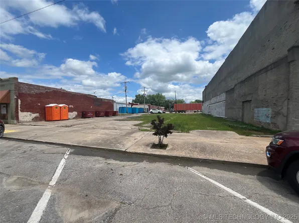 South Broadway, Stigler, OK 74462