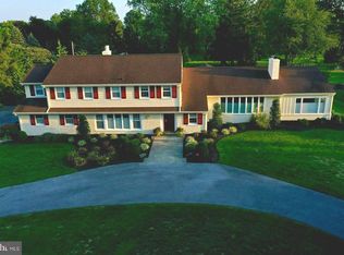 130 Skymeadow Ln, Leola, PA 17540