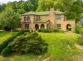 49 Utah Pl, Athens, OH 45701