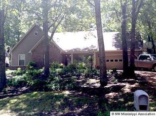 4891 Maple Hill Dr, Nesbit, MS 38651