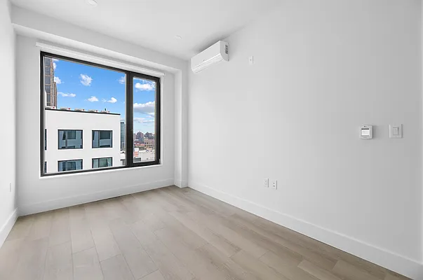 Rented by REAL New York | media 34