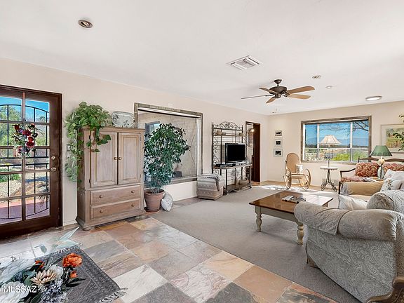 5th image of 132 W River Rd