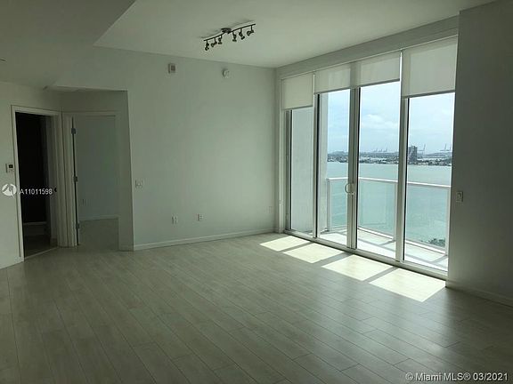 3rd image of 601 NE 27th St APT 1804