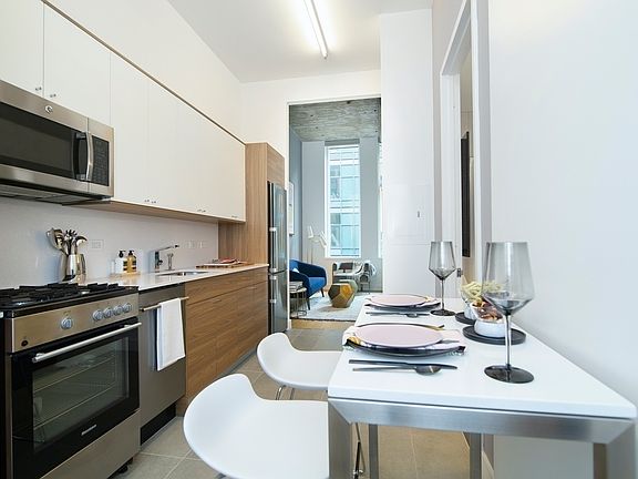 5th image of 43-22 Queens St #521