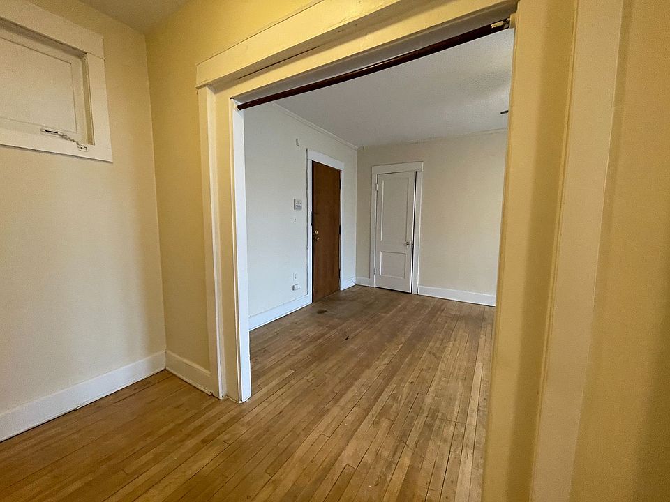 719 Knapp Apartment Rentals Milwaukee, WI Zillow