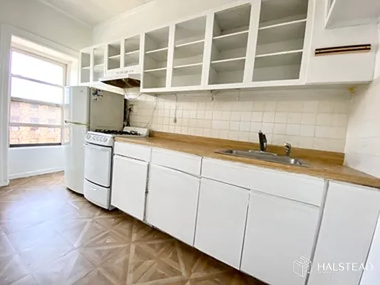 Rented by Halstead Real Estate | media 27