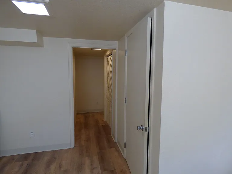 609 Terry Street — Photo 3