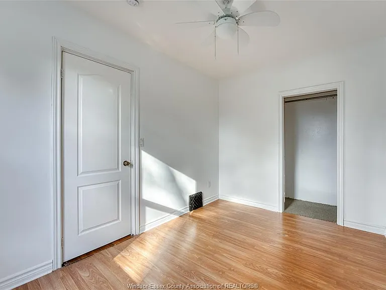 2226 Mercer St — Photo 20