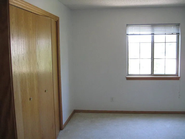 2866 Coral Ct — Photo 7