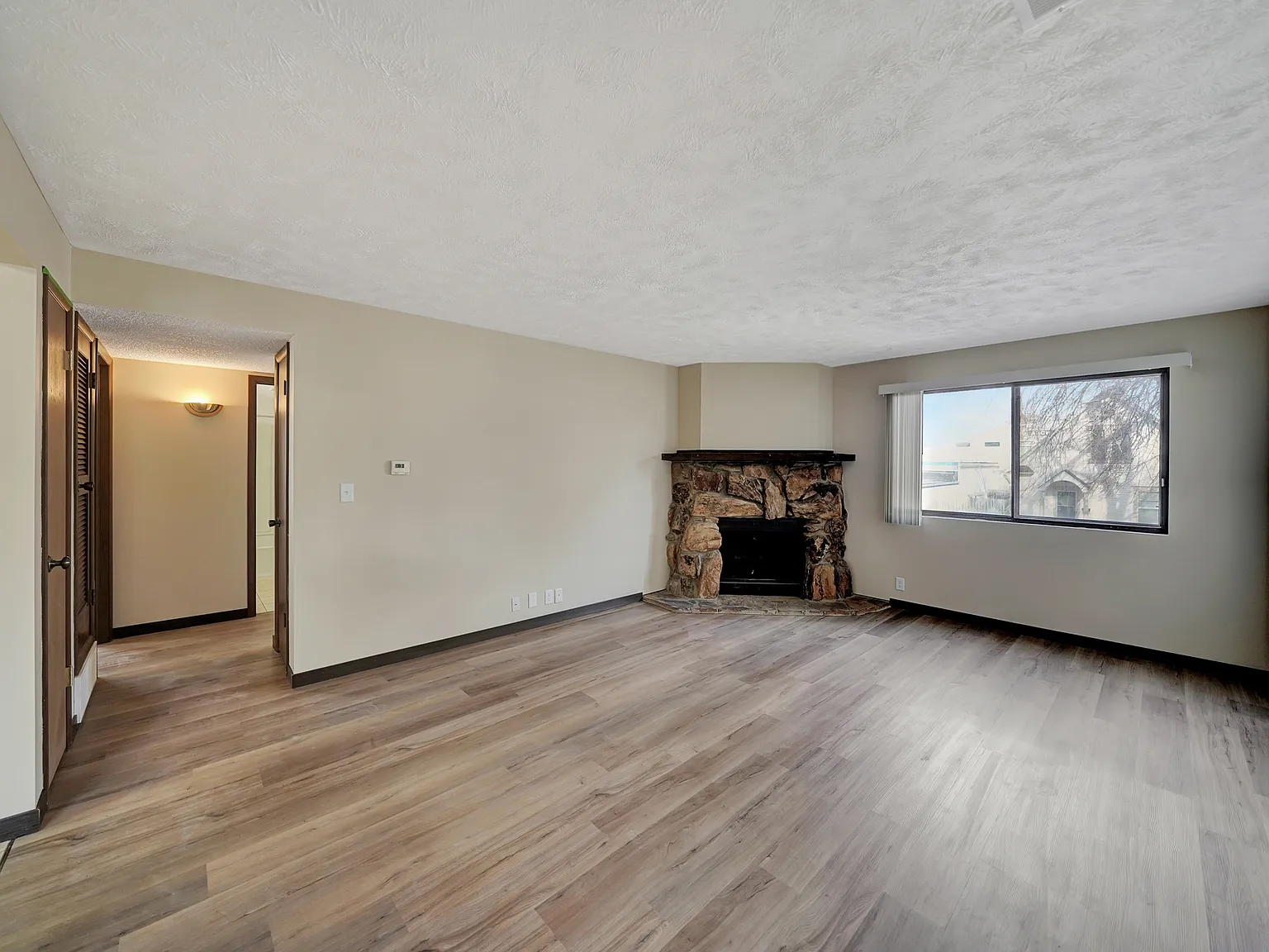 4833 Walker Ave — Photo 4
